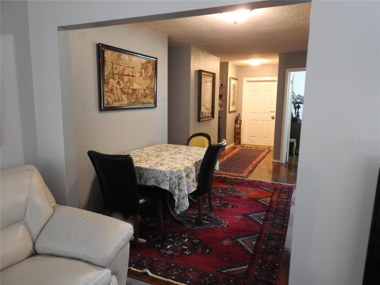 7611 SENRAB DR — photo 7
