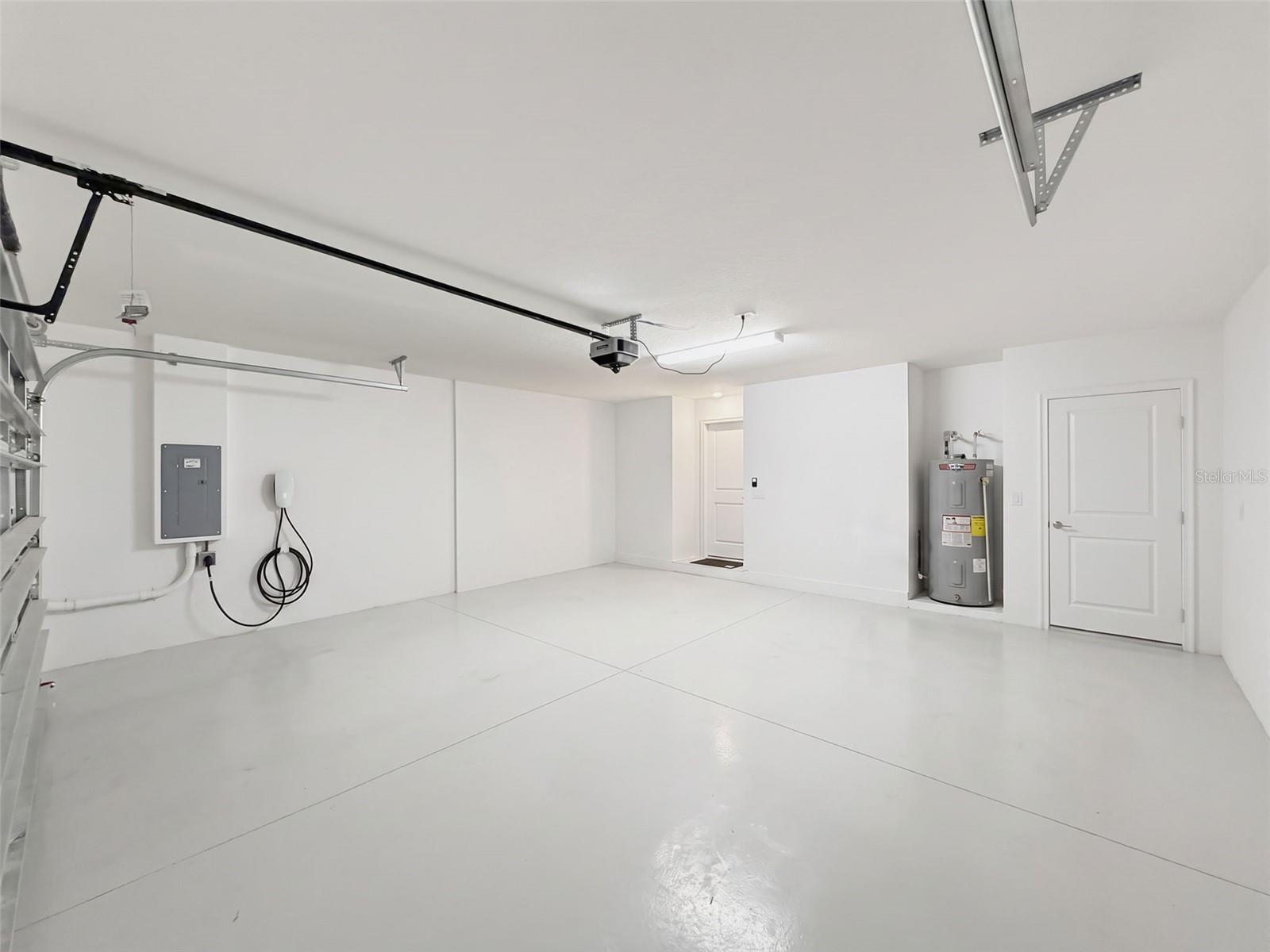 1511 W CHESTNUT ST — photo 44