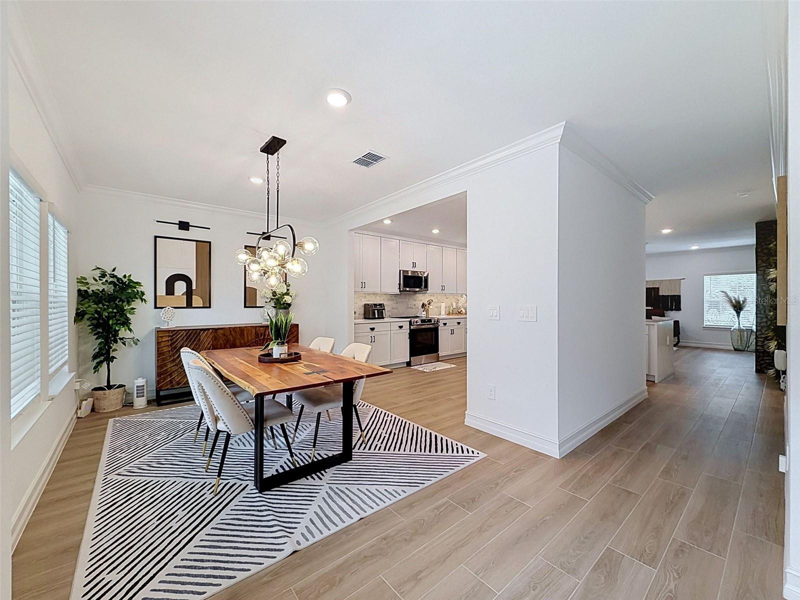 1511 W CHESTNUT ST — photo 20