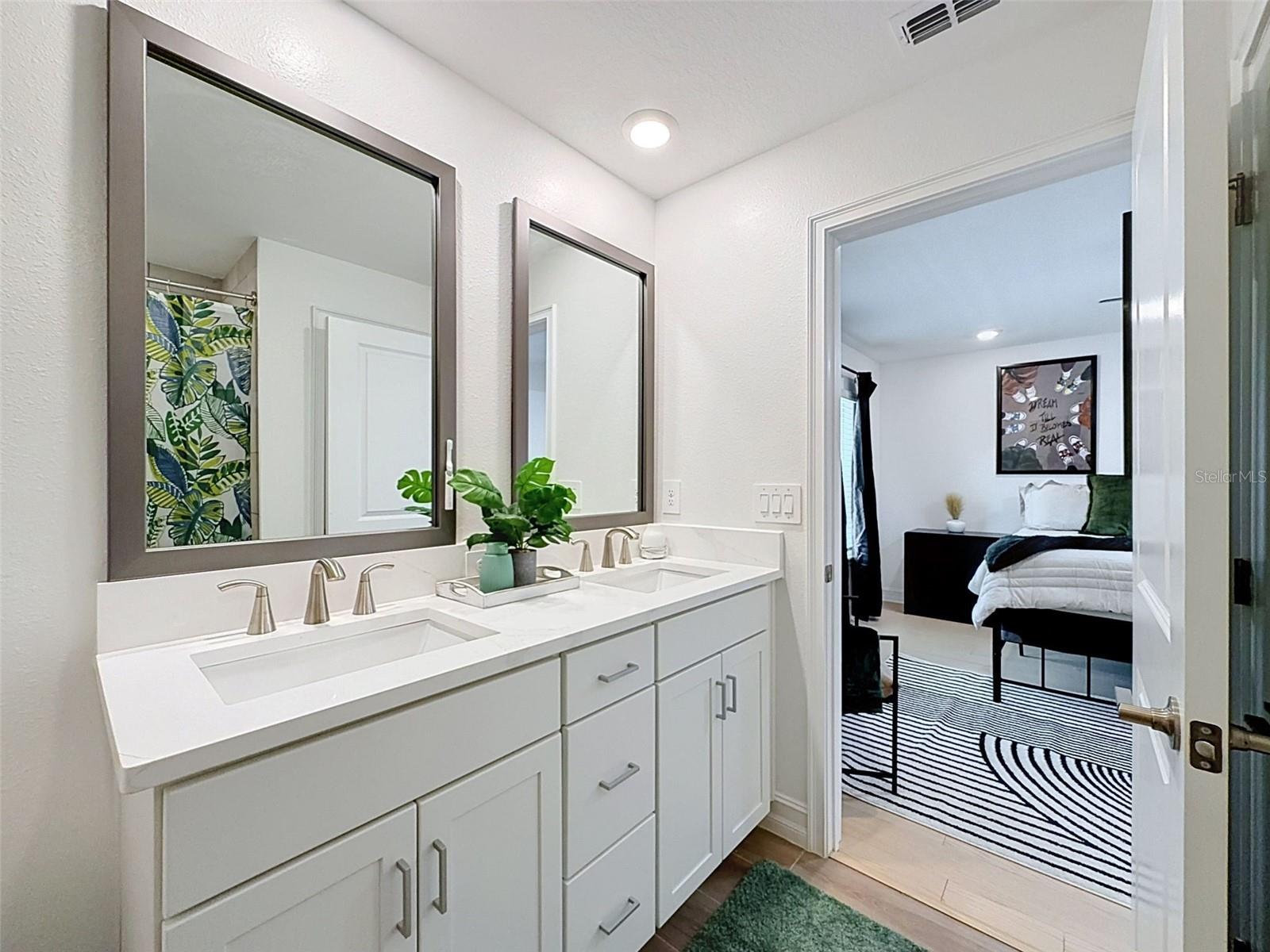 1511 W CHESTNUT ST — photo 34