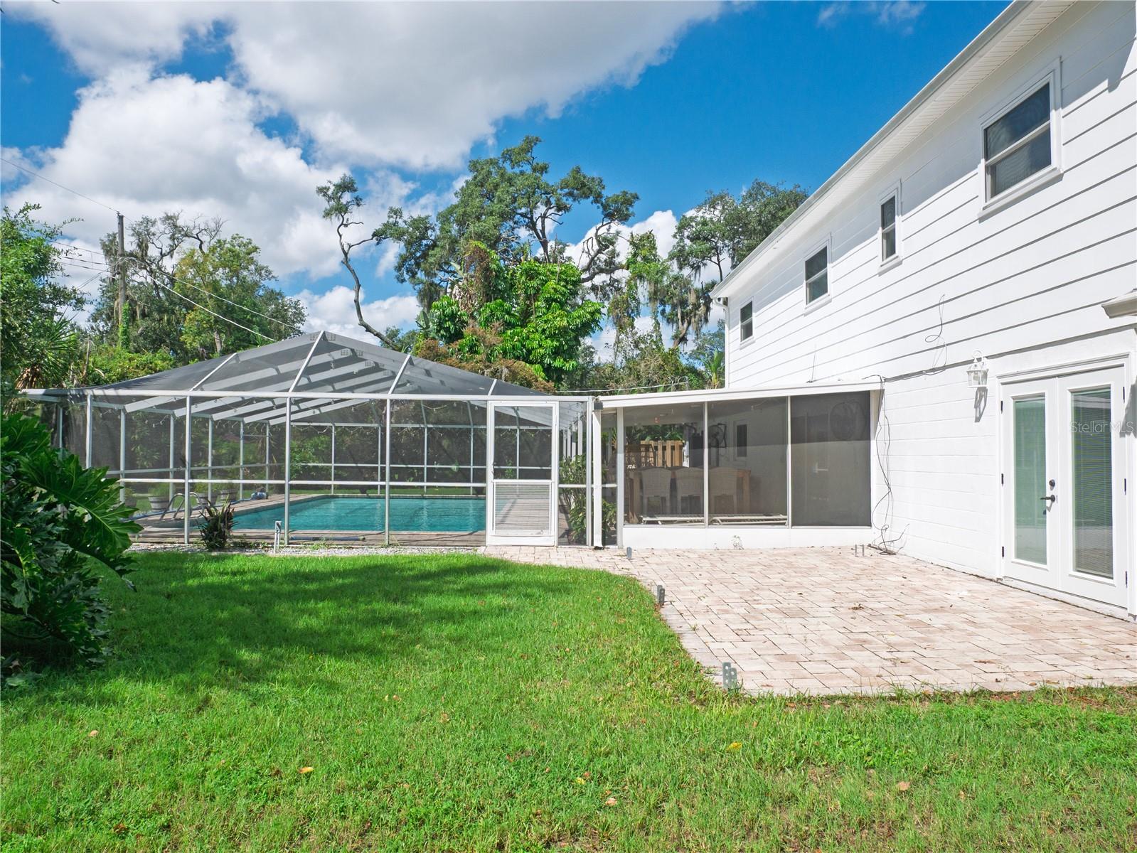 615 VALLE VISTA DR — photo 39