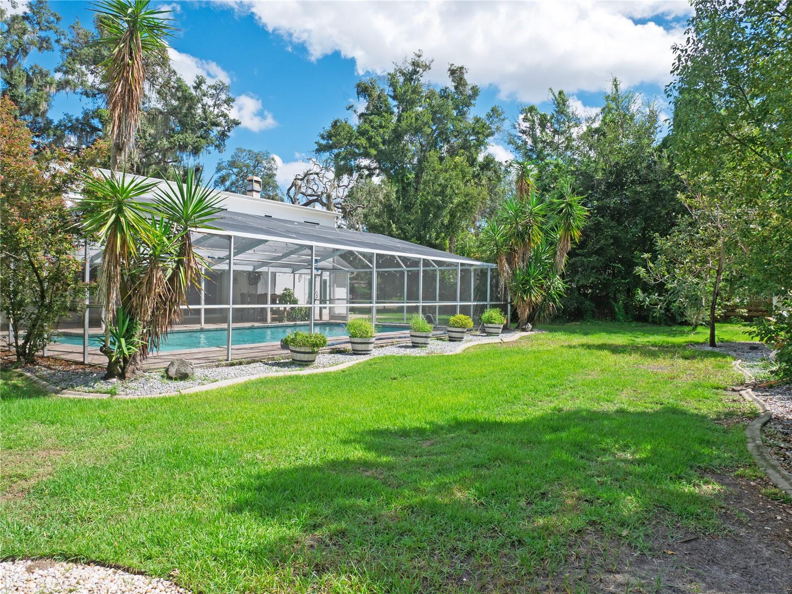 615 VALLE VISTA DR — photo 42