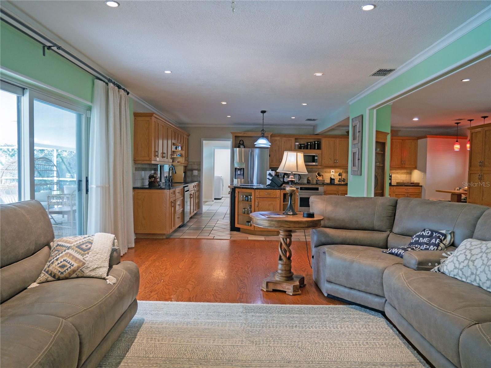 615 VALLE VISTA DR — photo 5