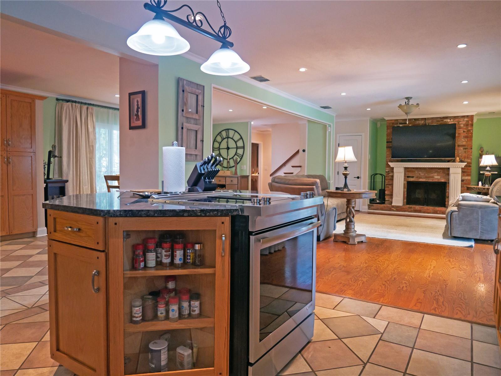 615 VALLE VISTA DR — photo 12