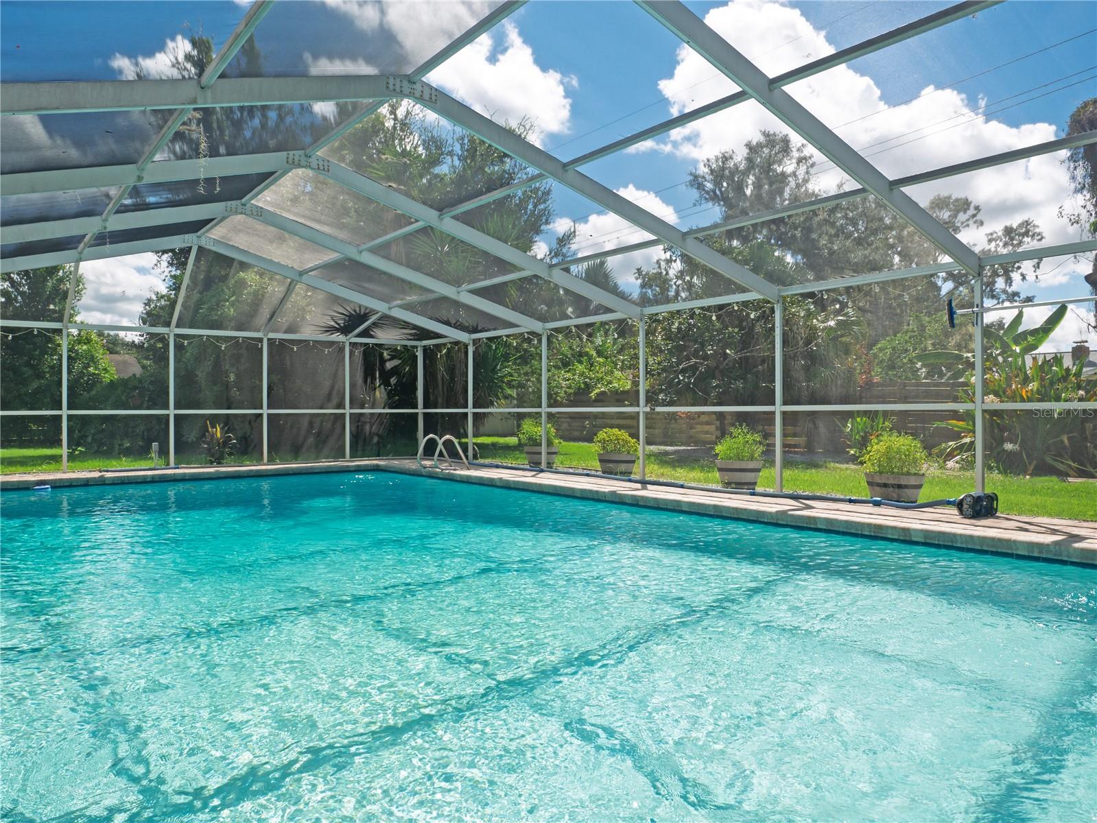 615 VALLE VISTA DR — photo 35