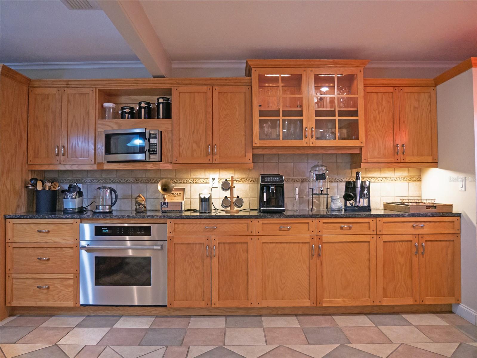 615 VALLE VISTA DR — photo 9