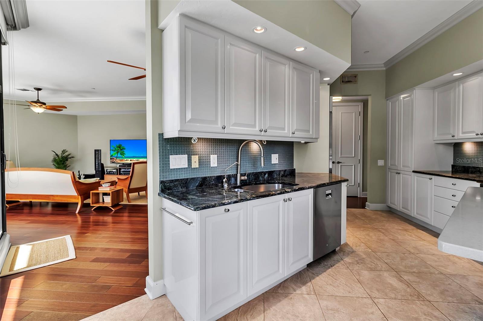 1241 GULF OF MEXICO DR #109 — photo 11