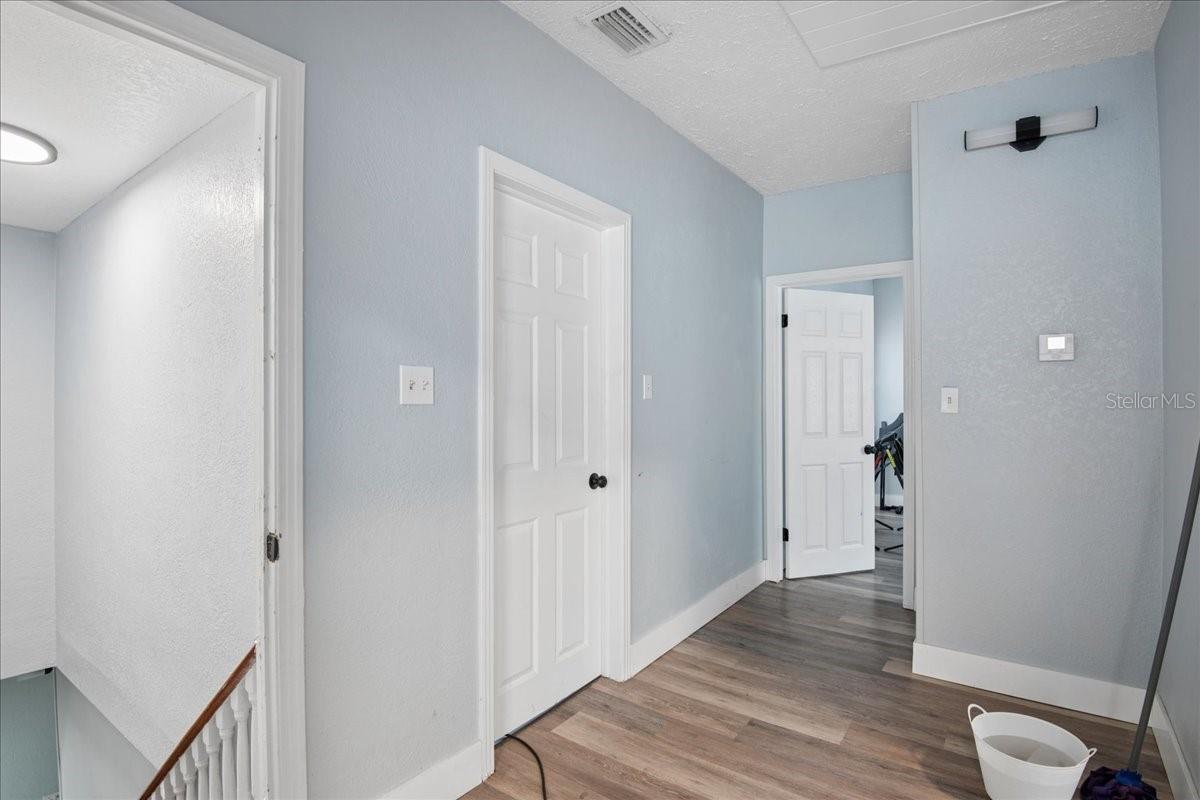 3001 W CHESTNUT ST — photo 10