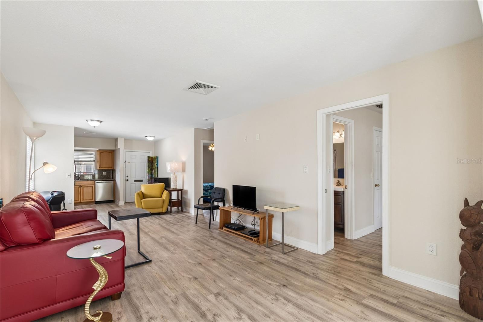 6026 LILLI WAY — photo 10
