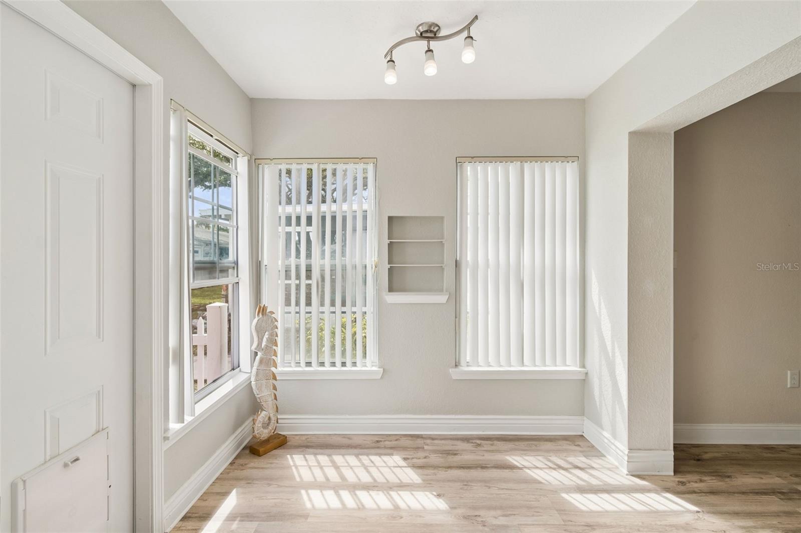 6026 LILLI WAY — photo 6