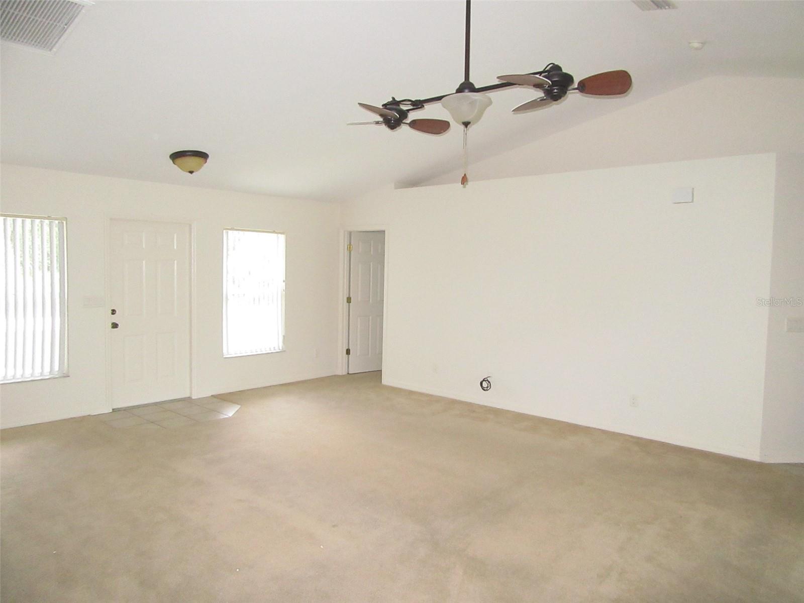 1047 LASSETER ST — photo 12