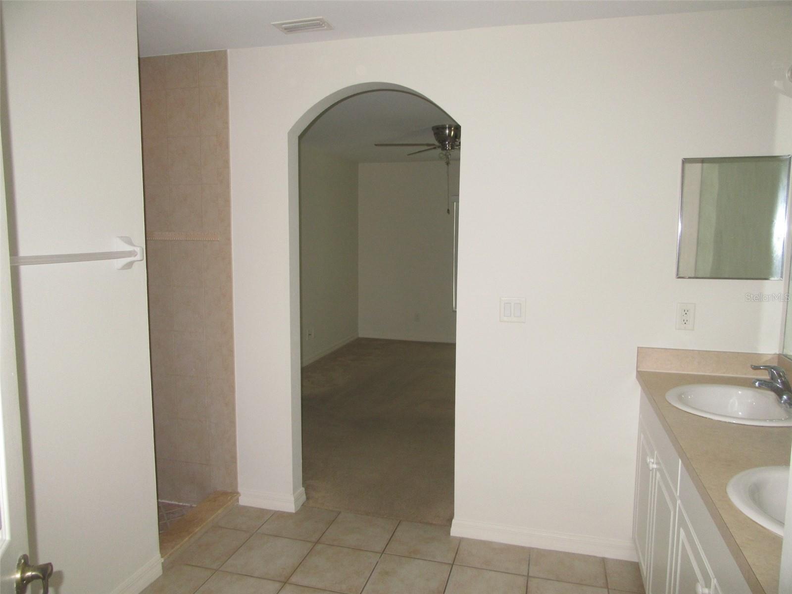 1047 LASSETER ST — photo 11