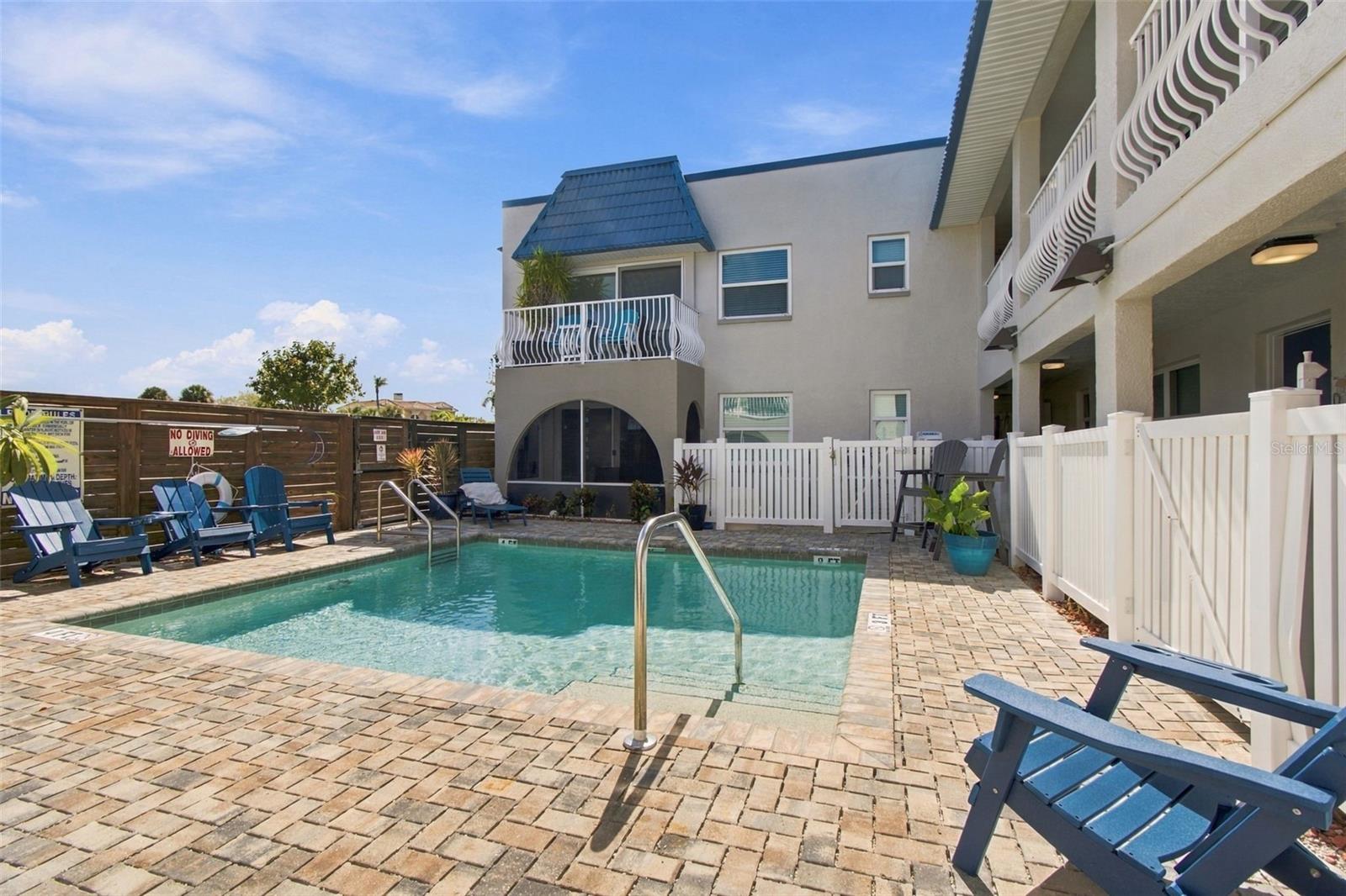 17035 GULF BLVD #107 — photo 29