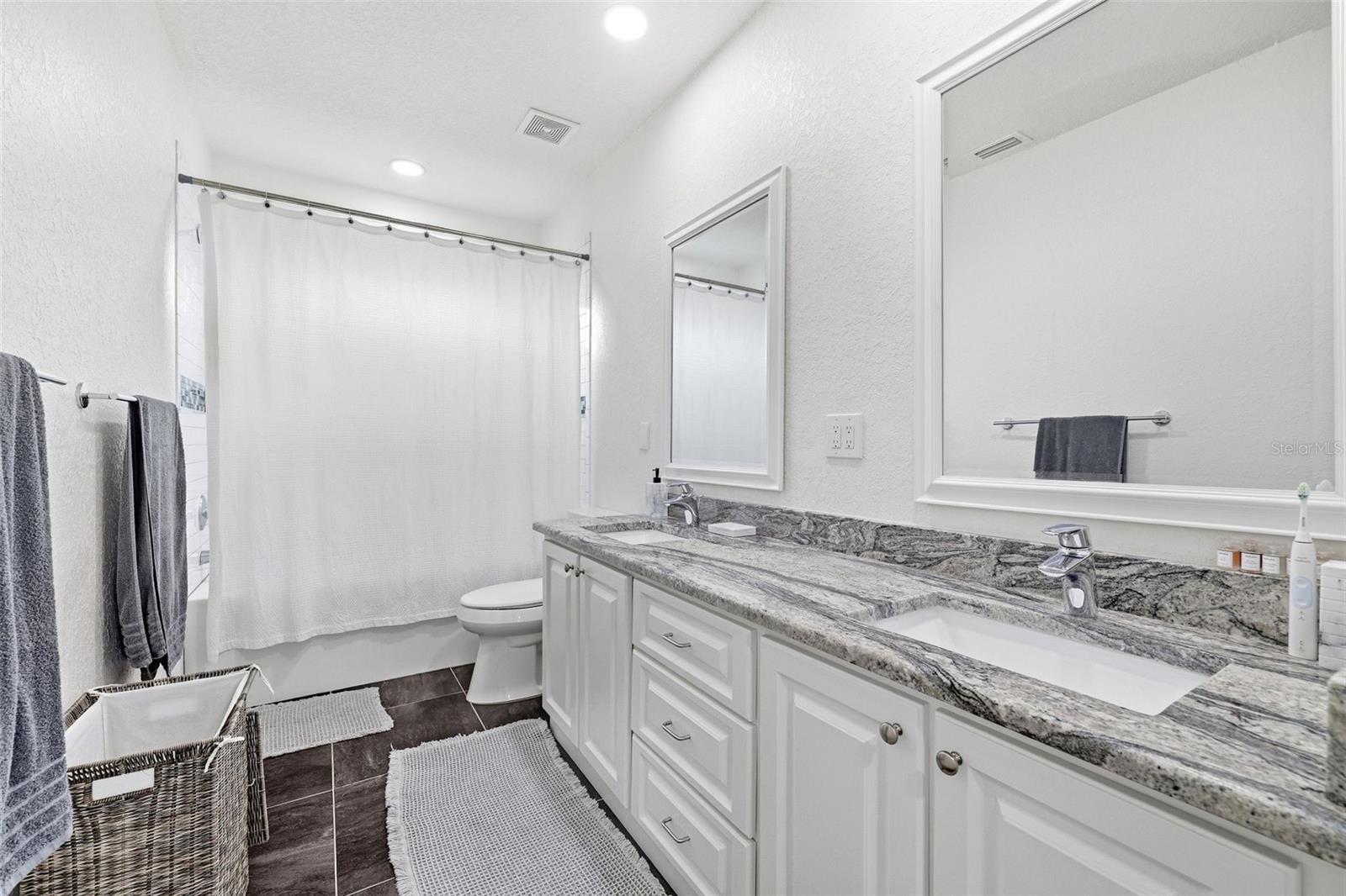 906 W PENINSULAR ST — photo 26