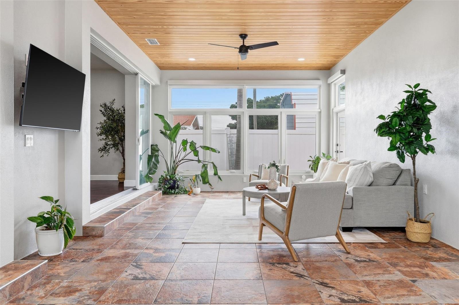 906 W PENINSULAR ST — photo 15