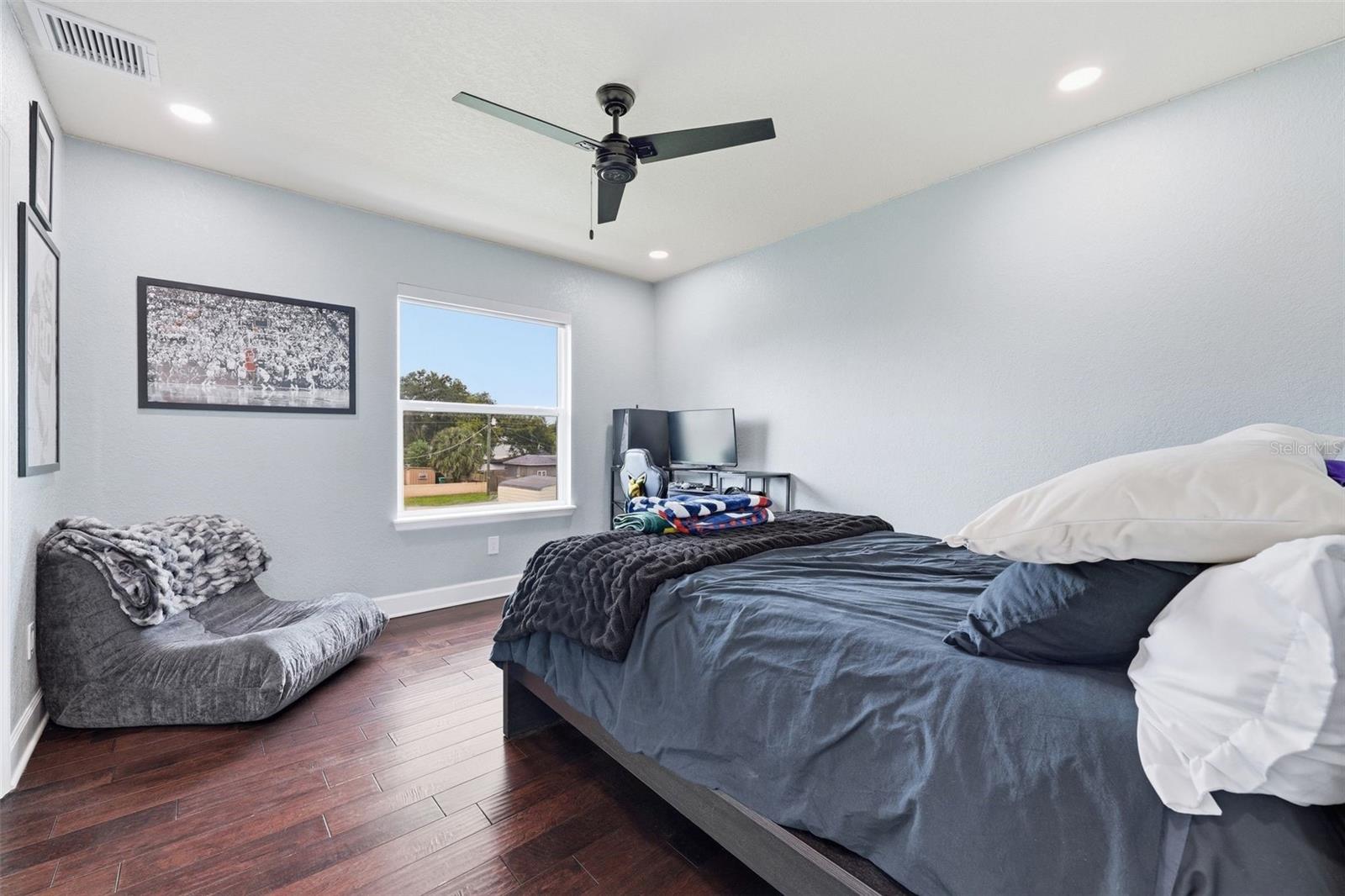 906 W PENINSULAR ST — photo 22