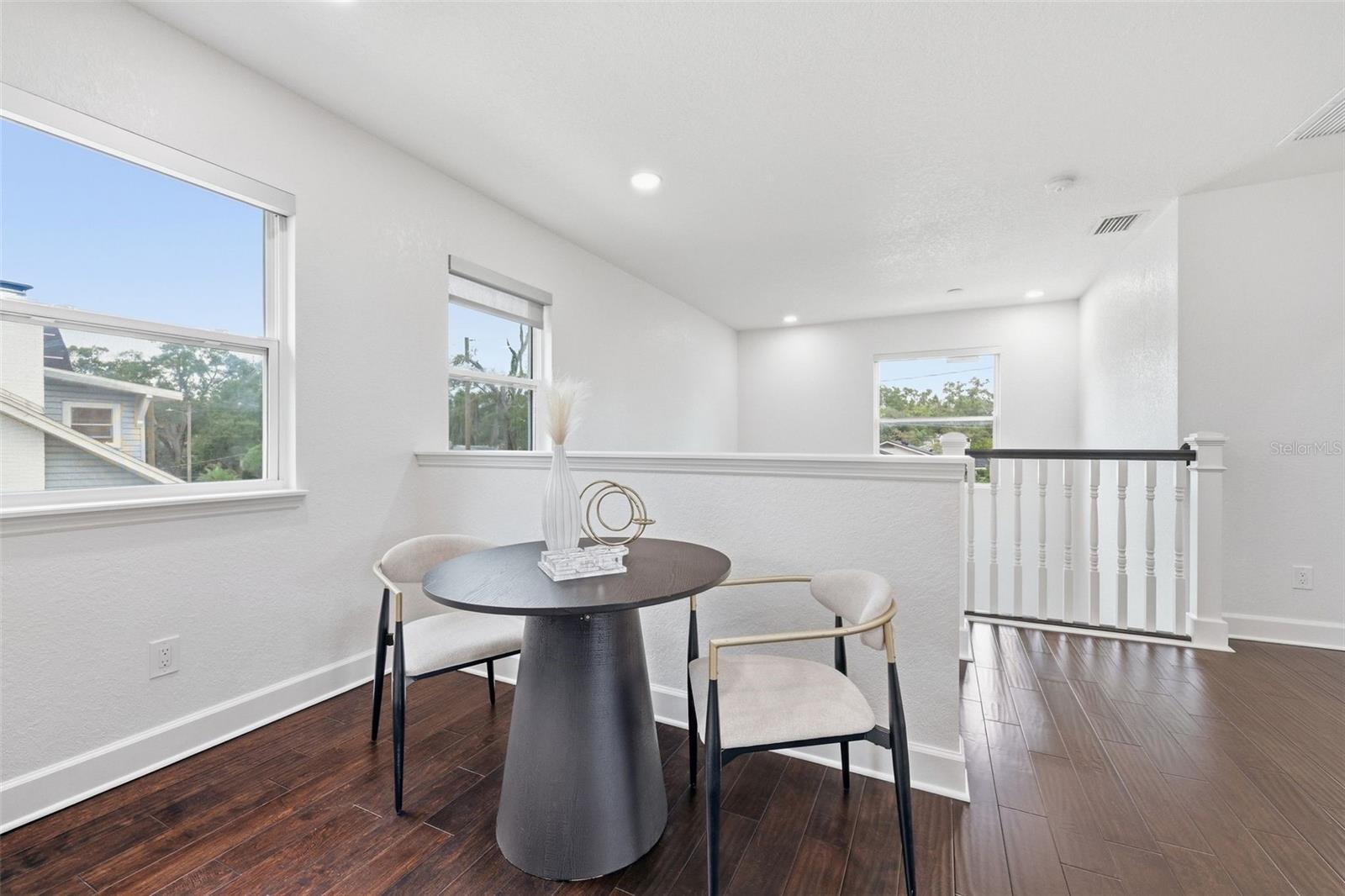 906 W PENINSULAR ST — photo 19