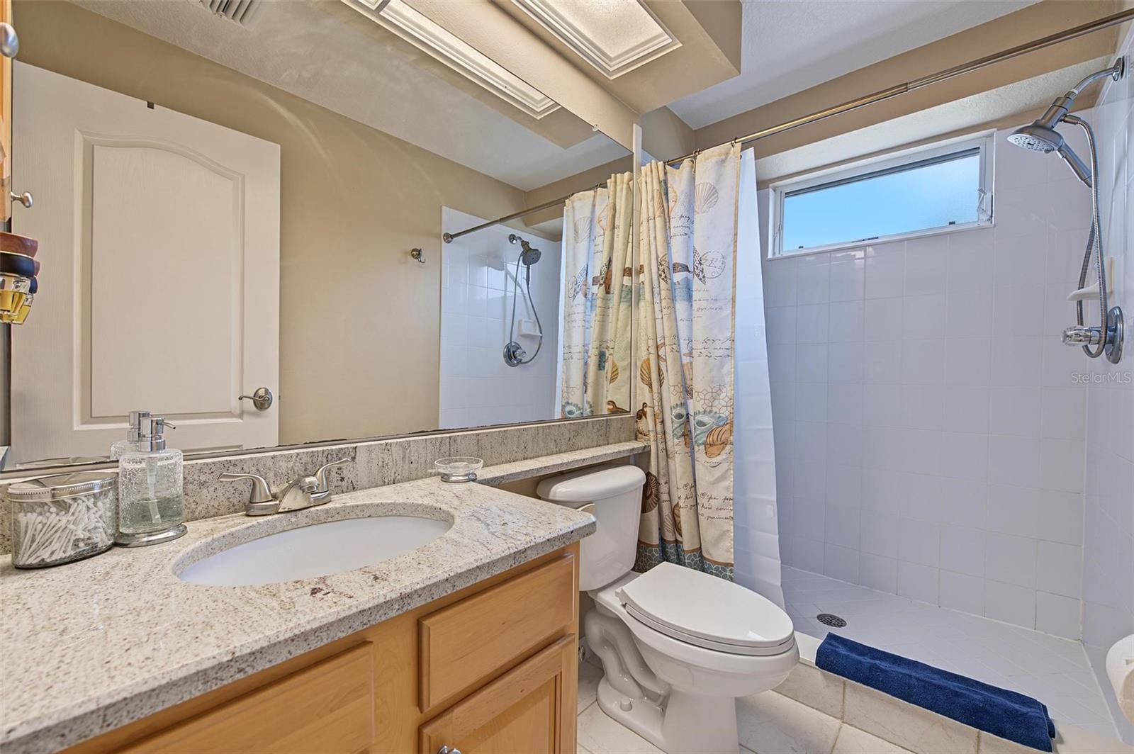 5109 SYLVAN OAKS DR — photo 44