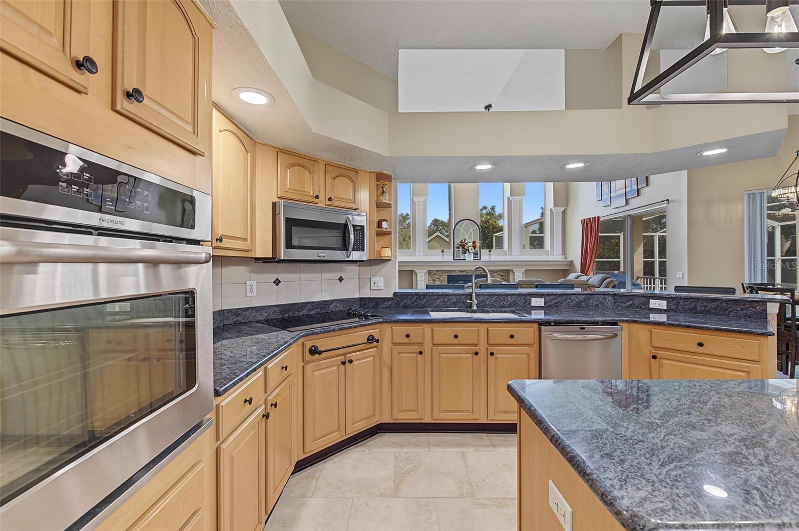 5109 SYLVAN OAKS DR — photo 17