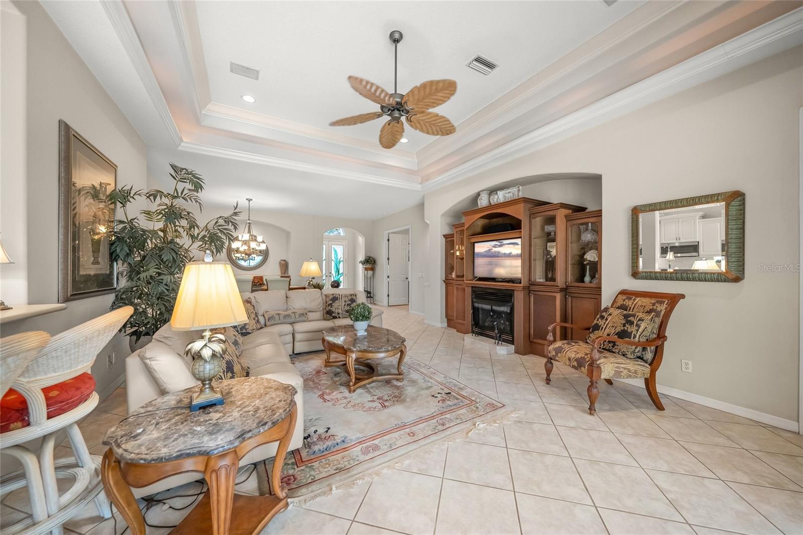1346 THORNAPPLE DR — photo 22
