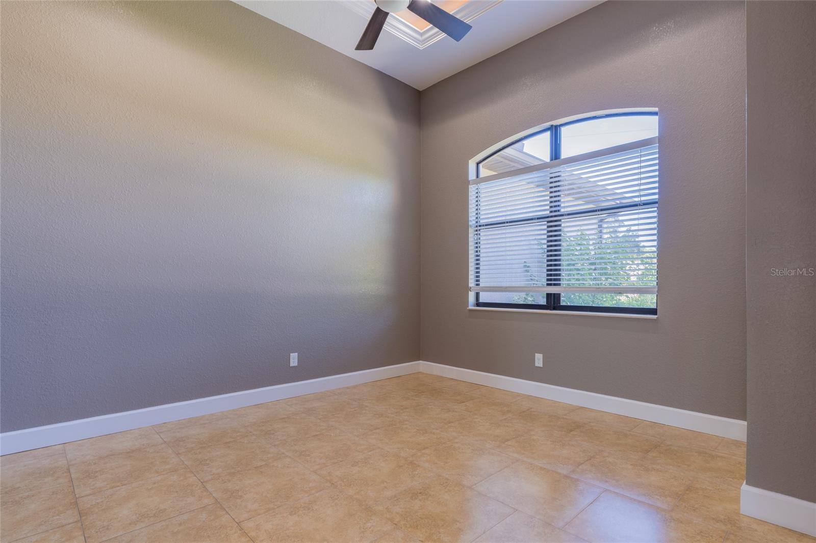 1480 WISE DR — photo 23