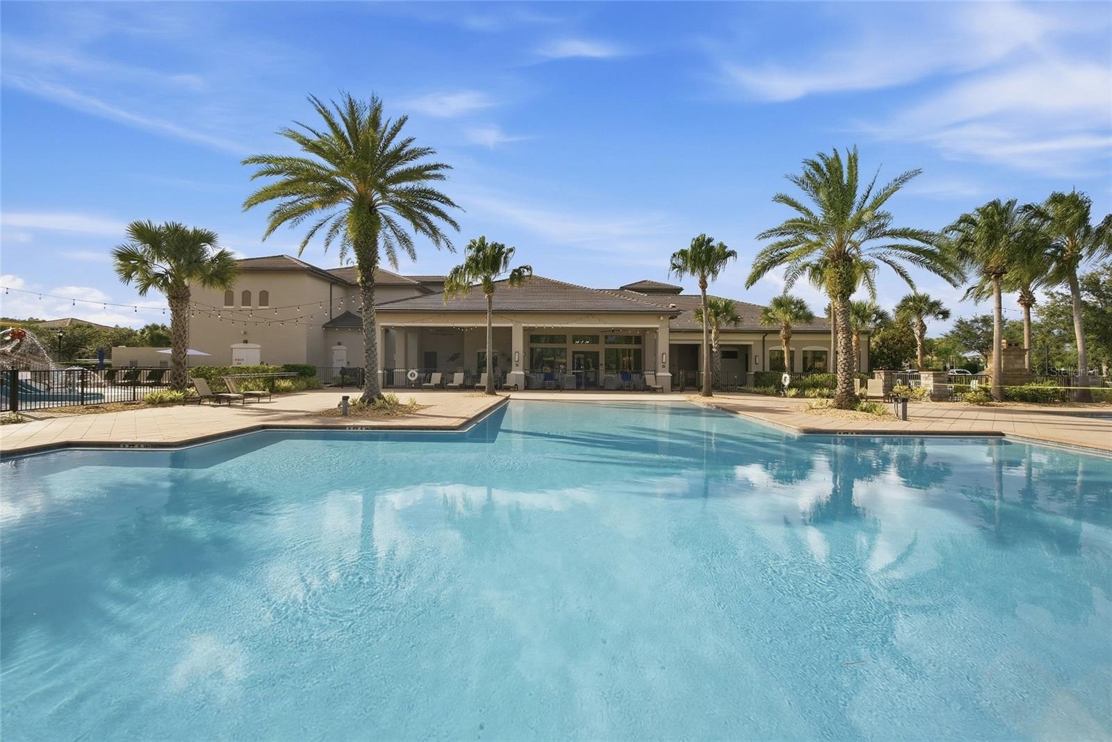 30980 LINDENTREE DR — photo 49