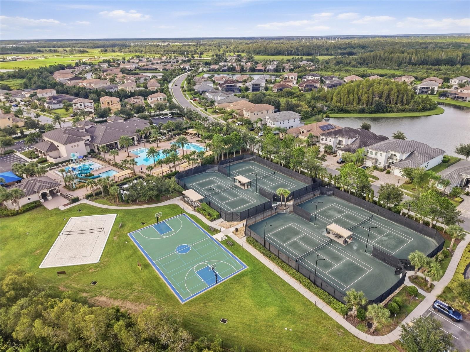 30980 LINDENTREE DR — photo 30