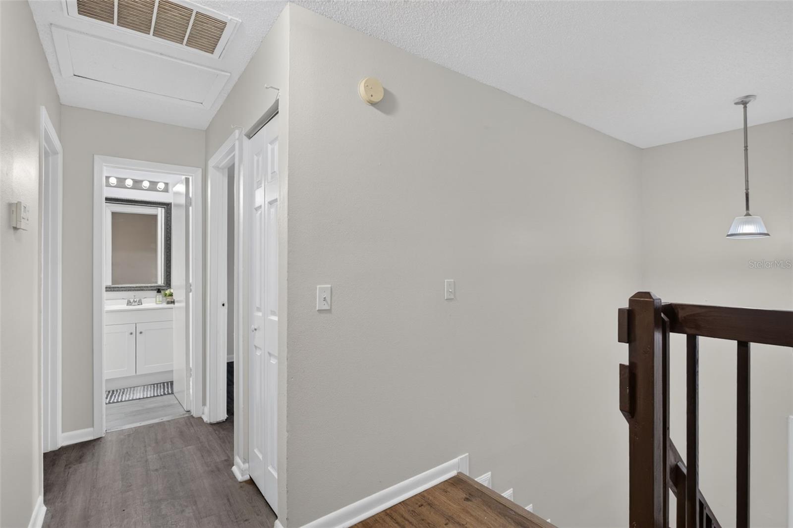 1316 MOUNTAINVIEW — photo 13