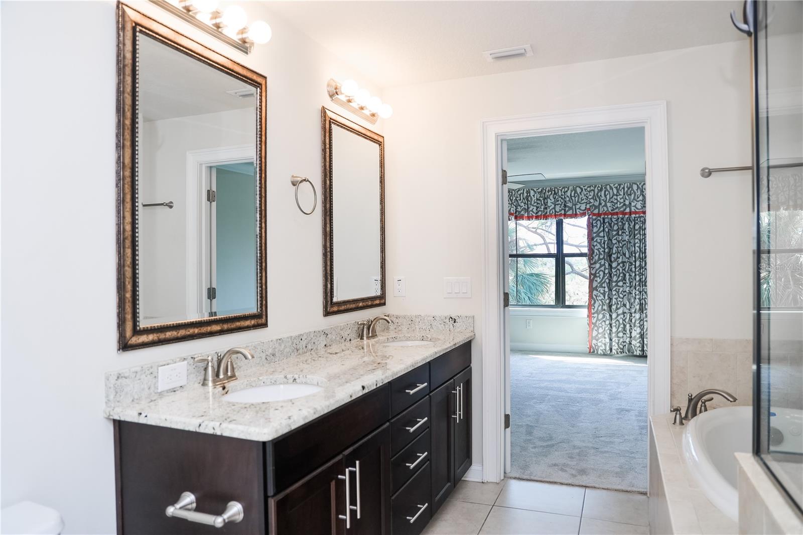 9705 BAY GROVE LN — photo 30