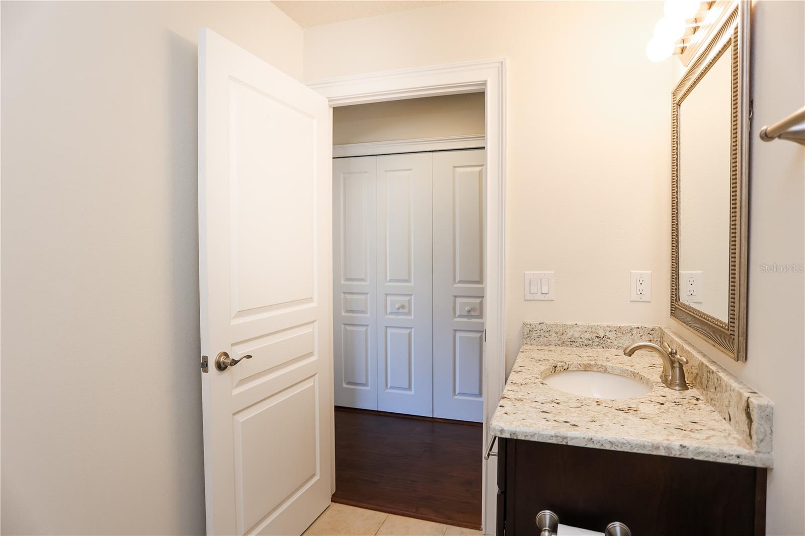 9705 BAY GROVE LN — photo 29