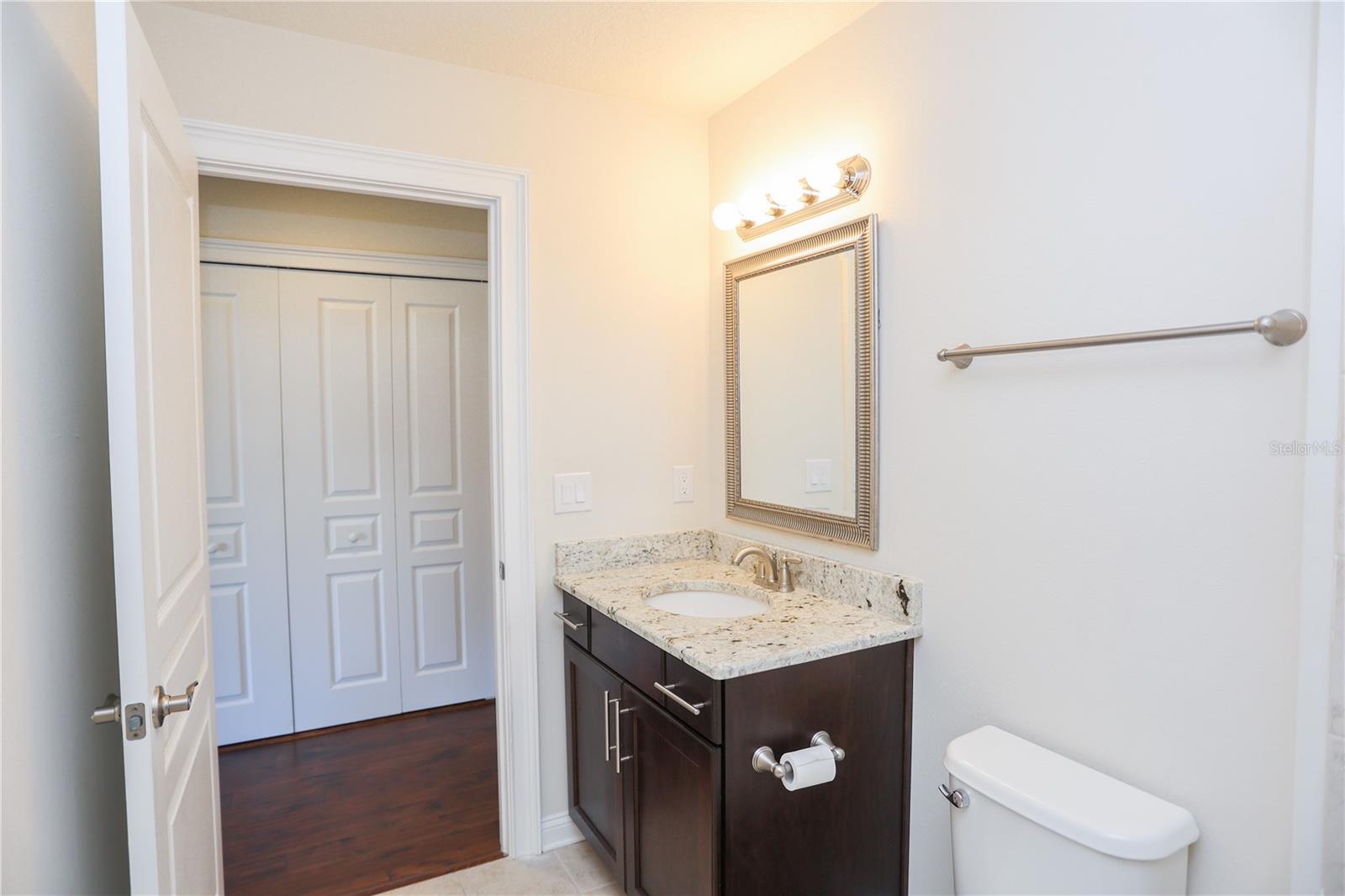 9705 BAY GROVE LN — photo 37