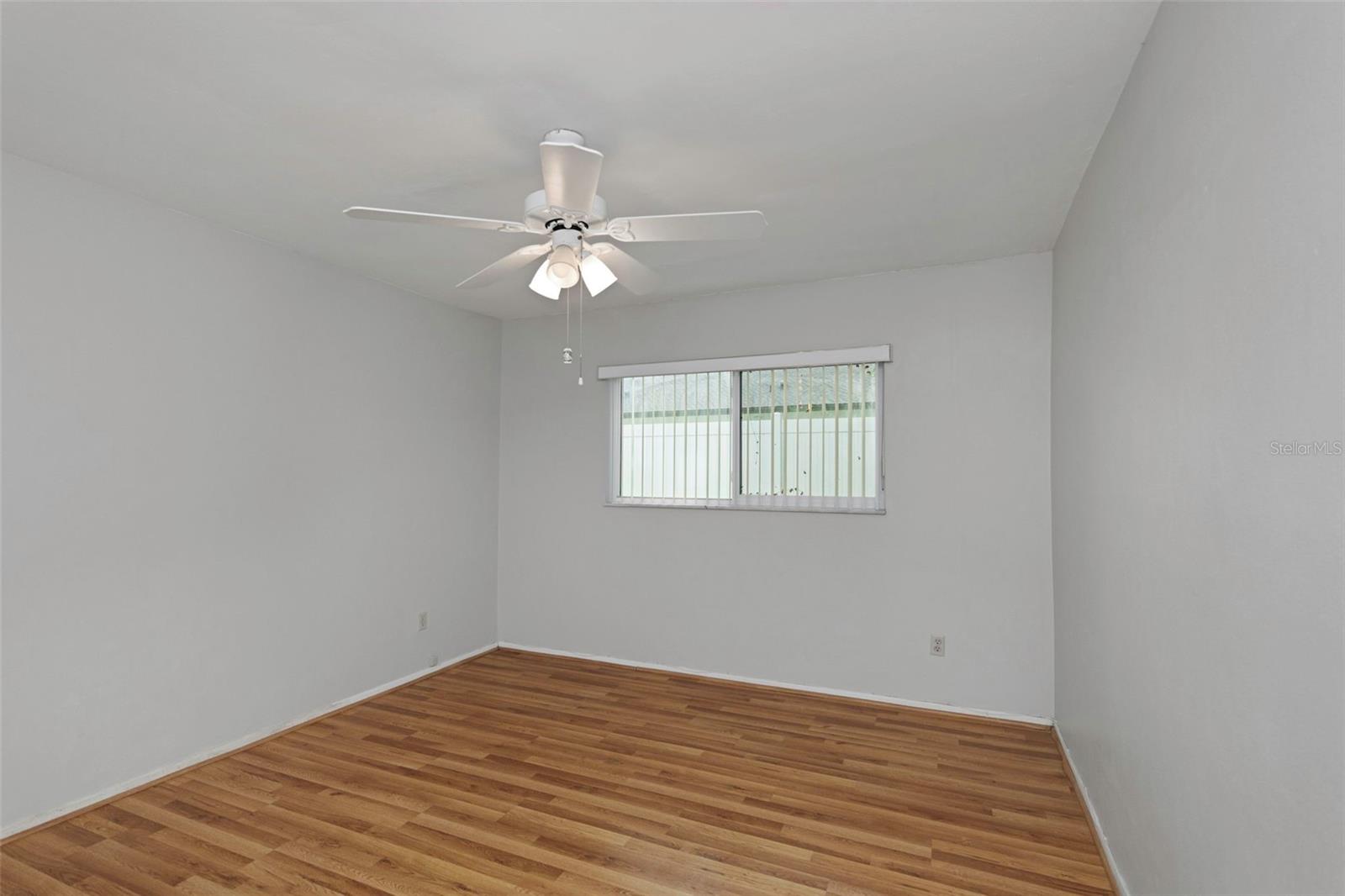 165 SKY LOCH DR E — photo 18