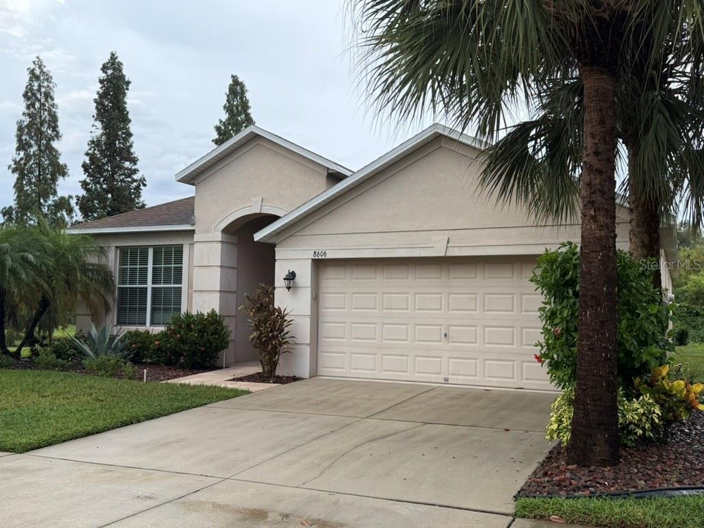 8606 DEEP MAPLE DR — photo 4