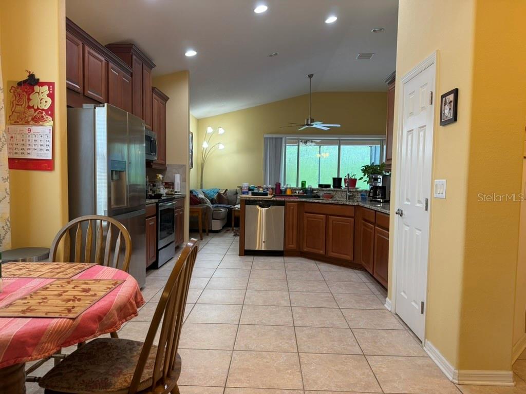 8606 DEEP MAPLE DR — photo 16