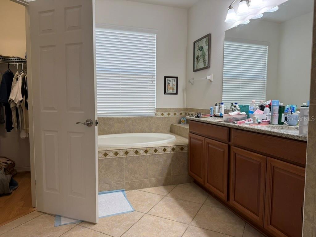 8606 DEEP MAPLE DR — photo 24