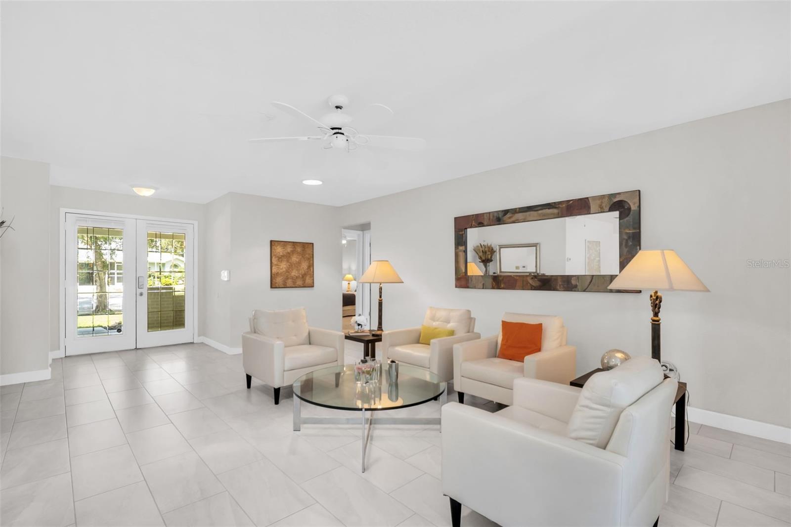 1309 GILLESPIE DR — photo 11