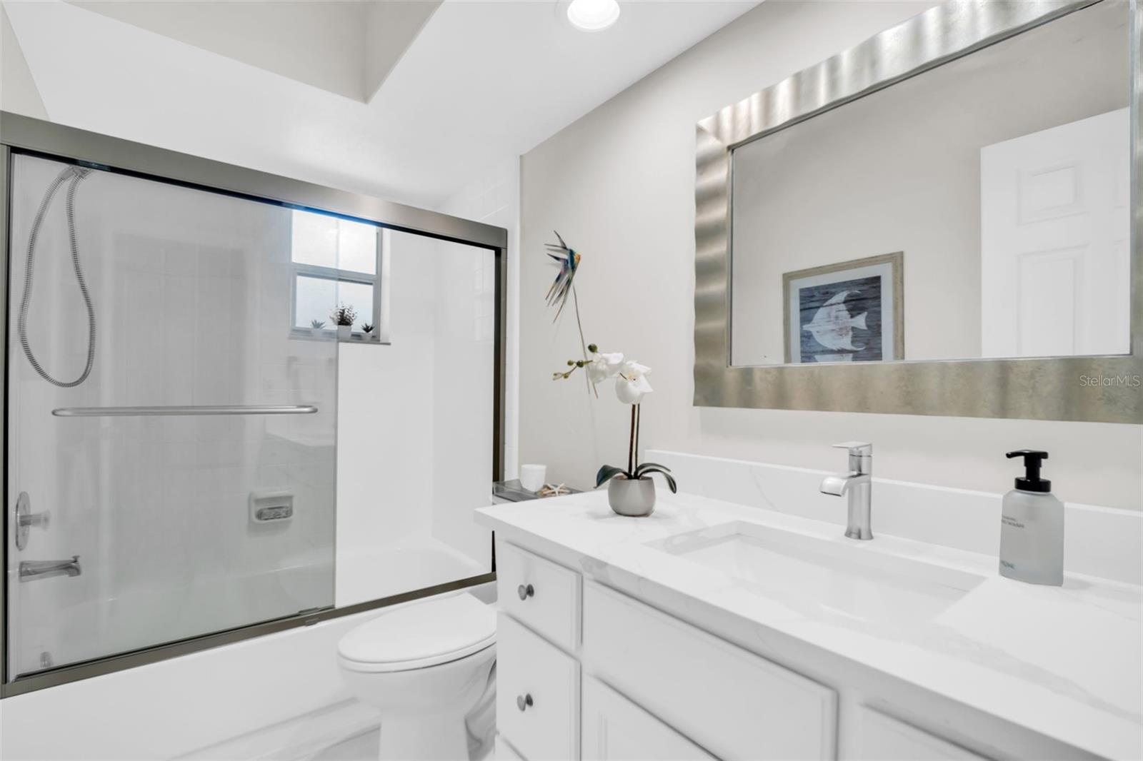 1309 GILLESPIE DR — photo 14