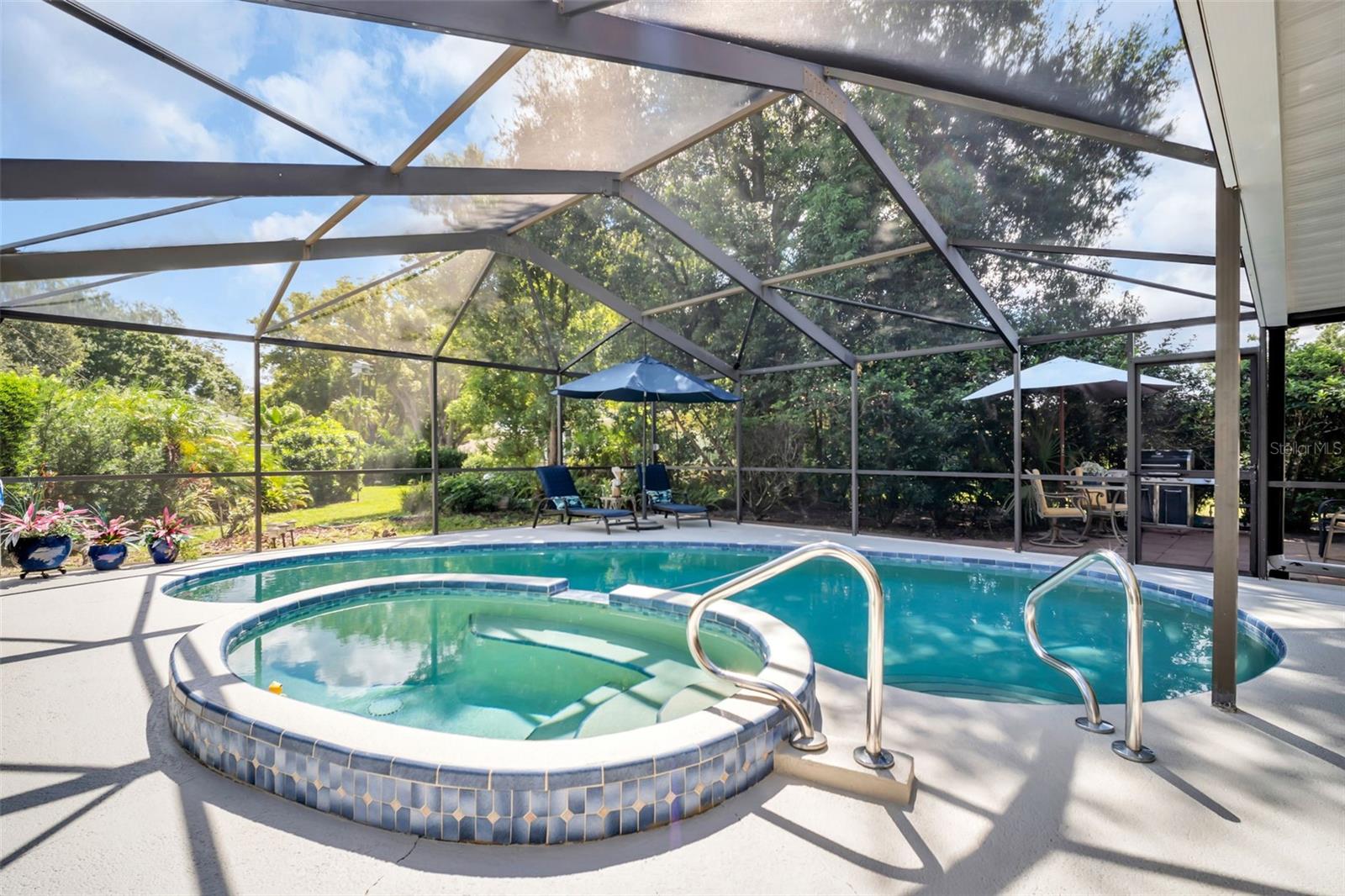 1309 GILLESPIE DR — photo 39
