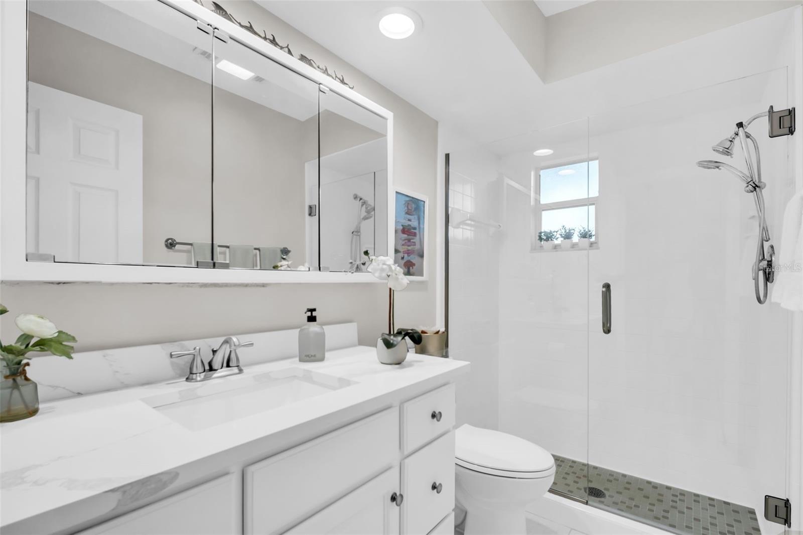 1309 GILLESPIE DR — photo 36