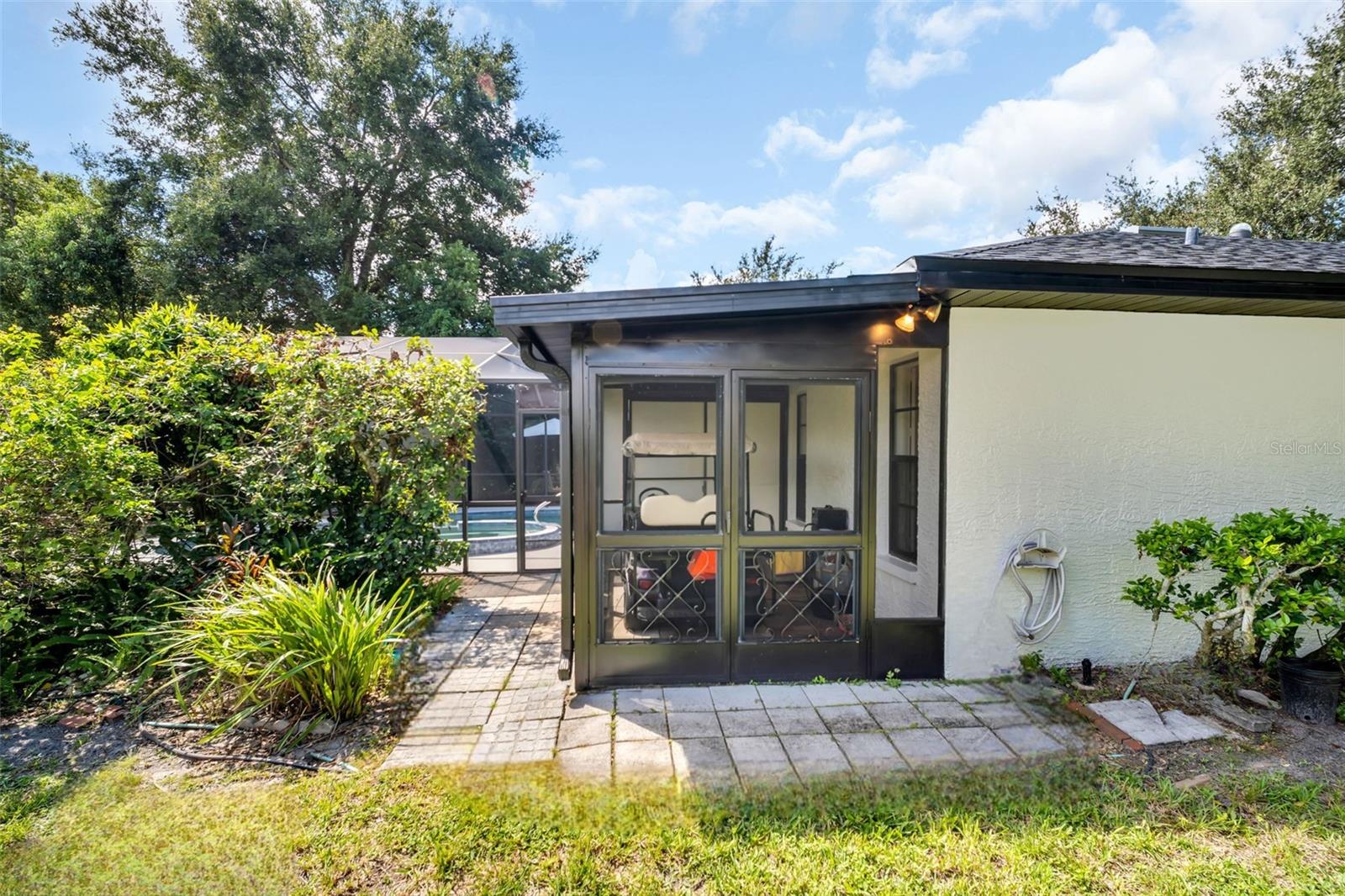 1309 GILLESPIE DR — photo 42