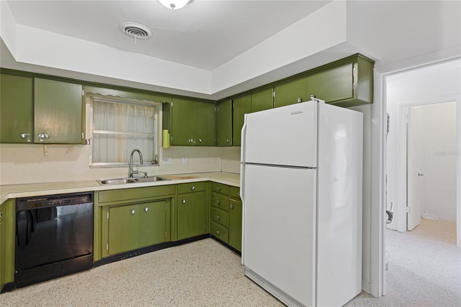 1431 PINELLAS POINT DR S — photo 24