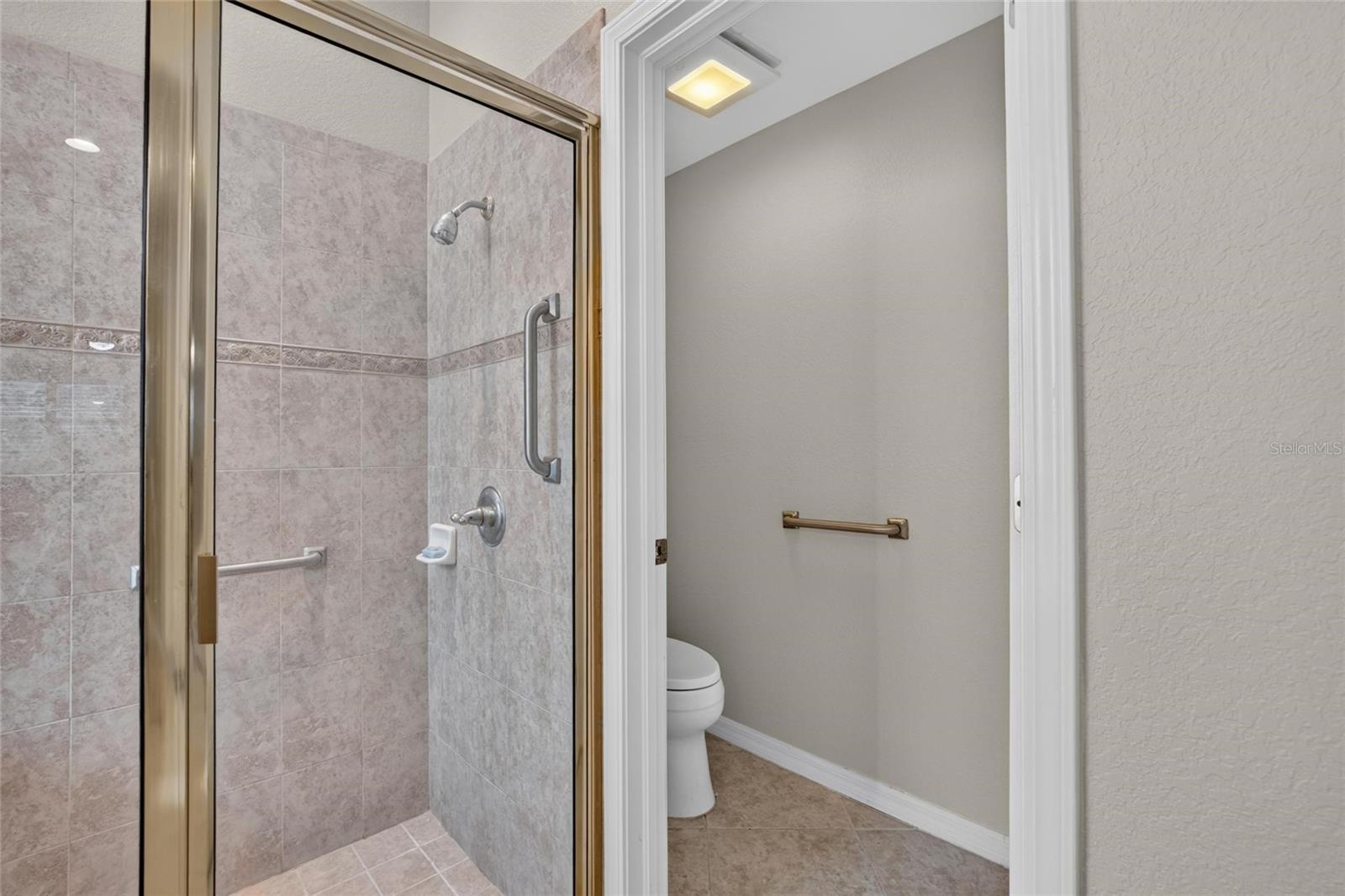 818 KING LEON WAY — photo 38