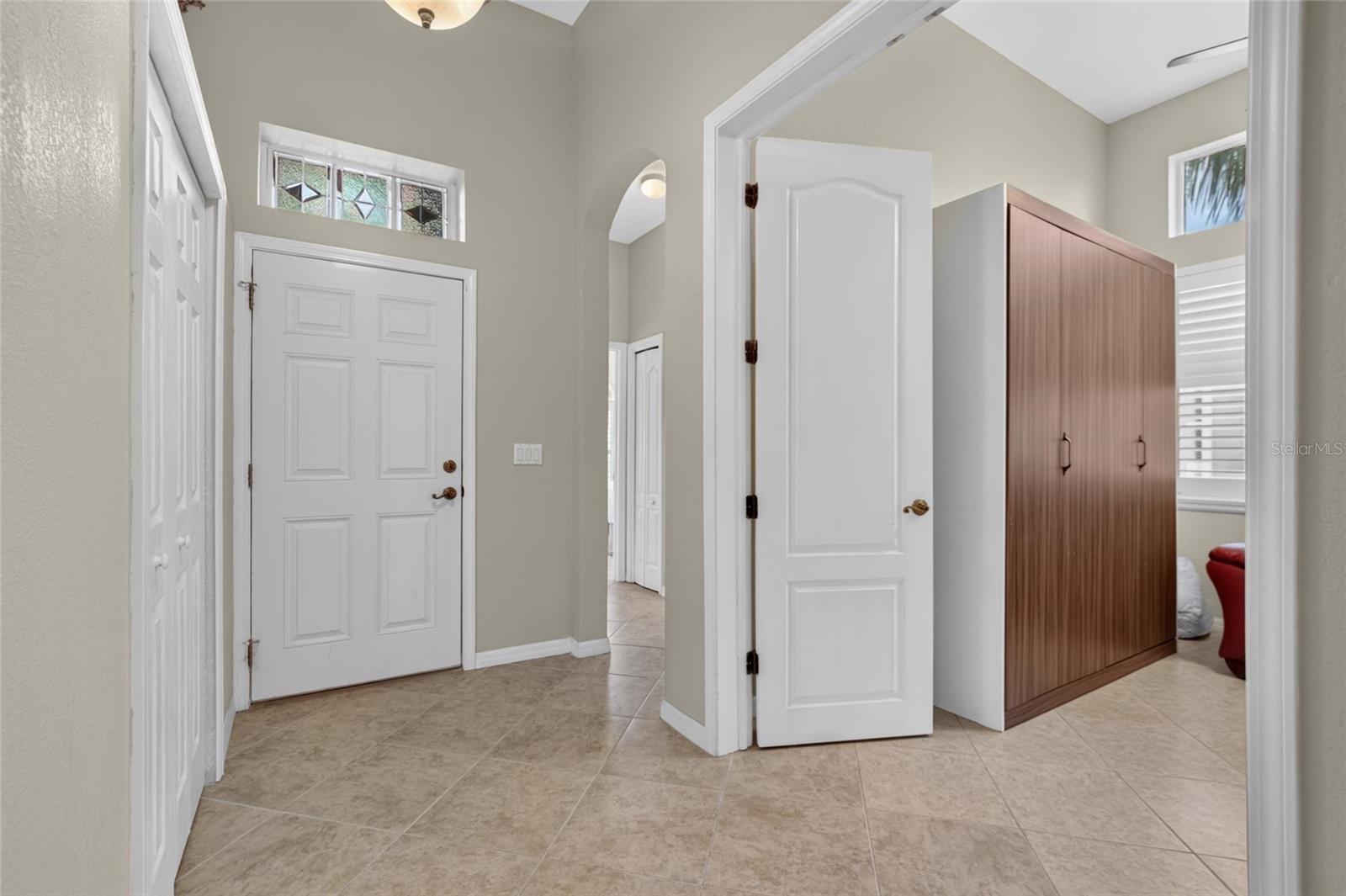 818 KING LEON WAY — photo 9