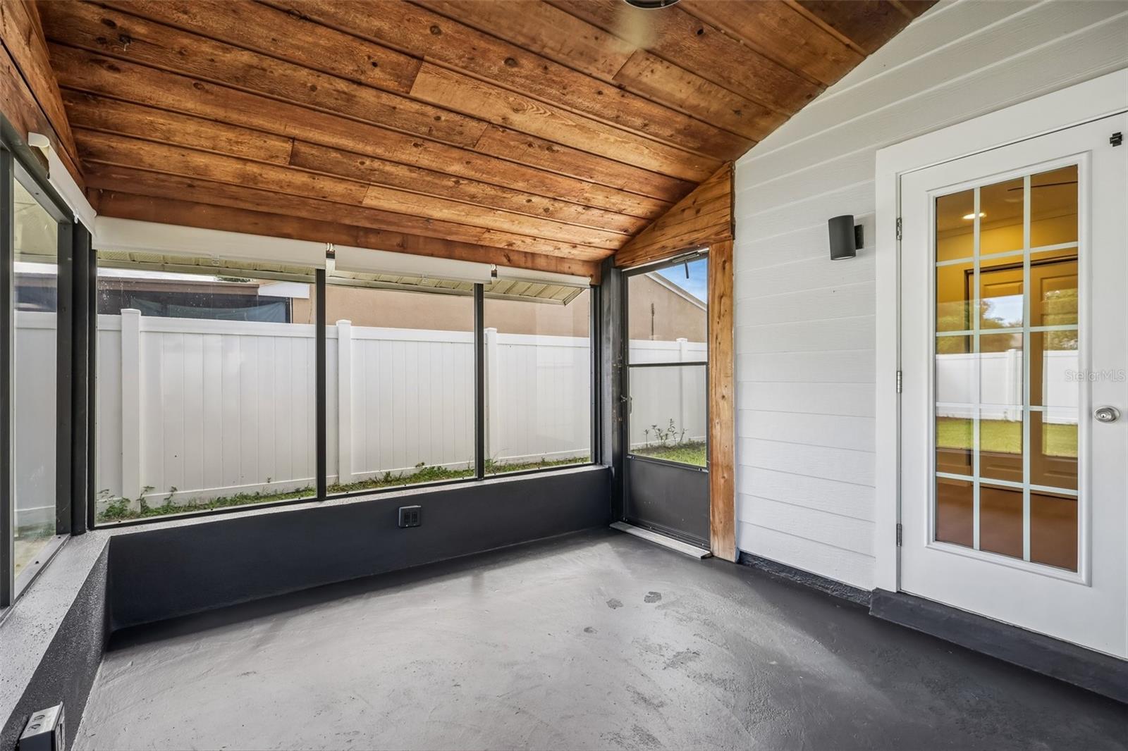 2805 NORTHCOTE DR — photo 24