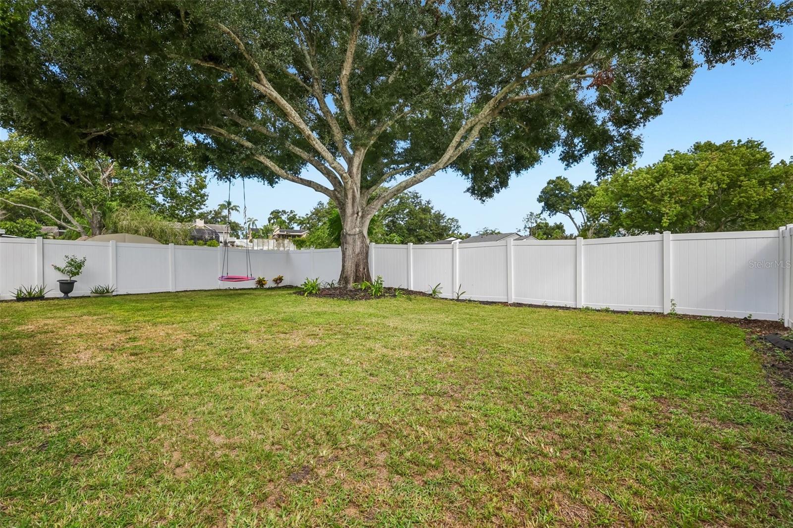 2805 NORTHCOTE DR — photo 25