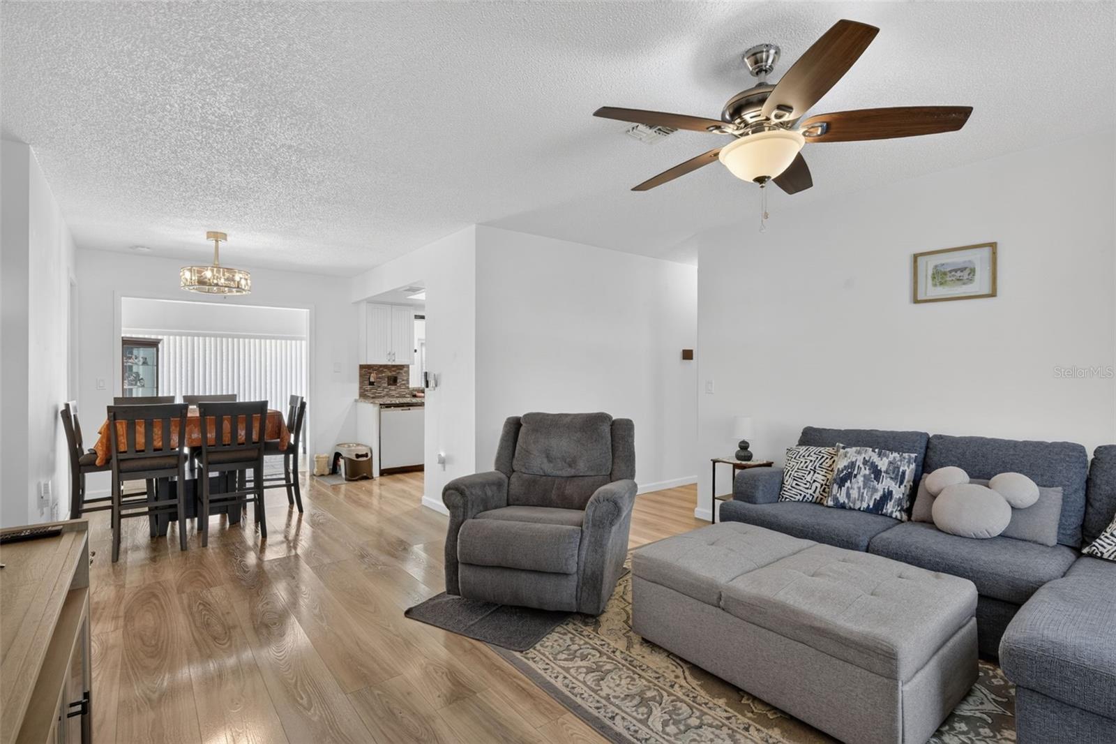 82 CIRCLEWOOD DR #A3-4 — photo 5
