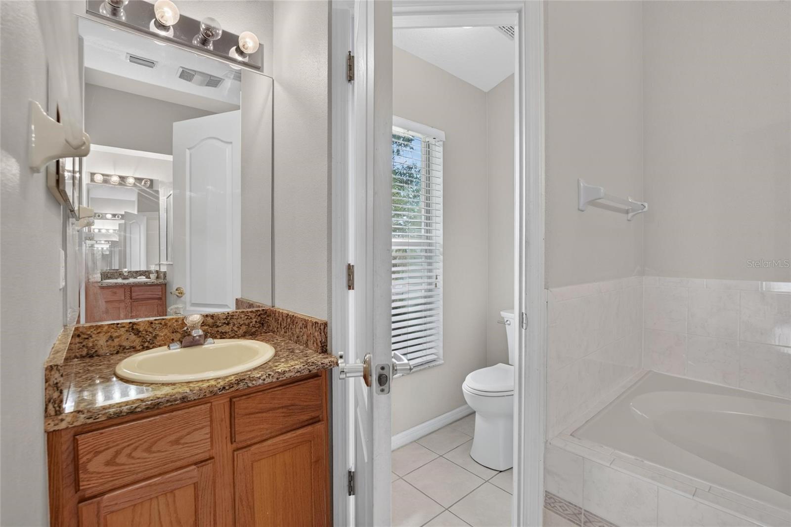 1709 WOODWATCH WAY — photo 18