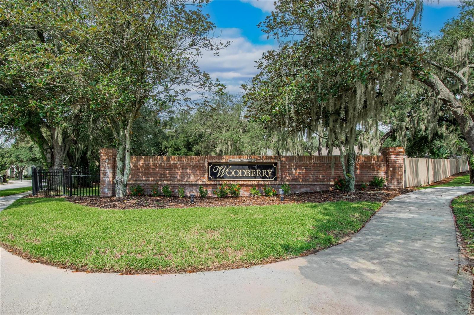 1709 WOODWATCH WAY — photo 84