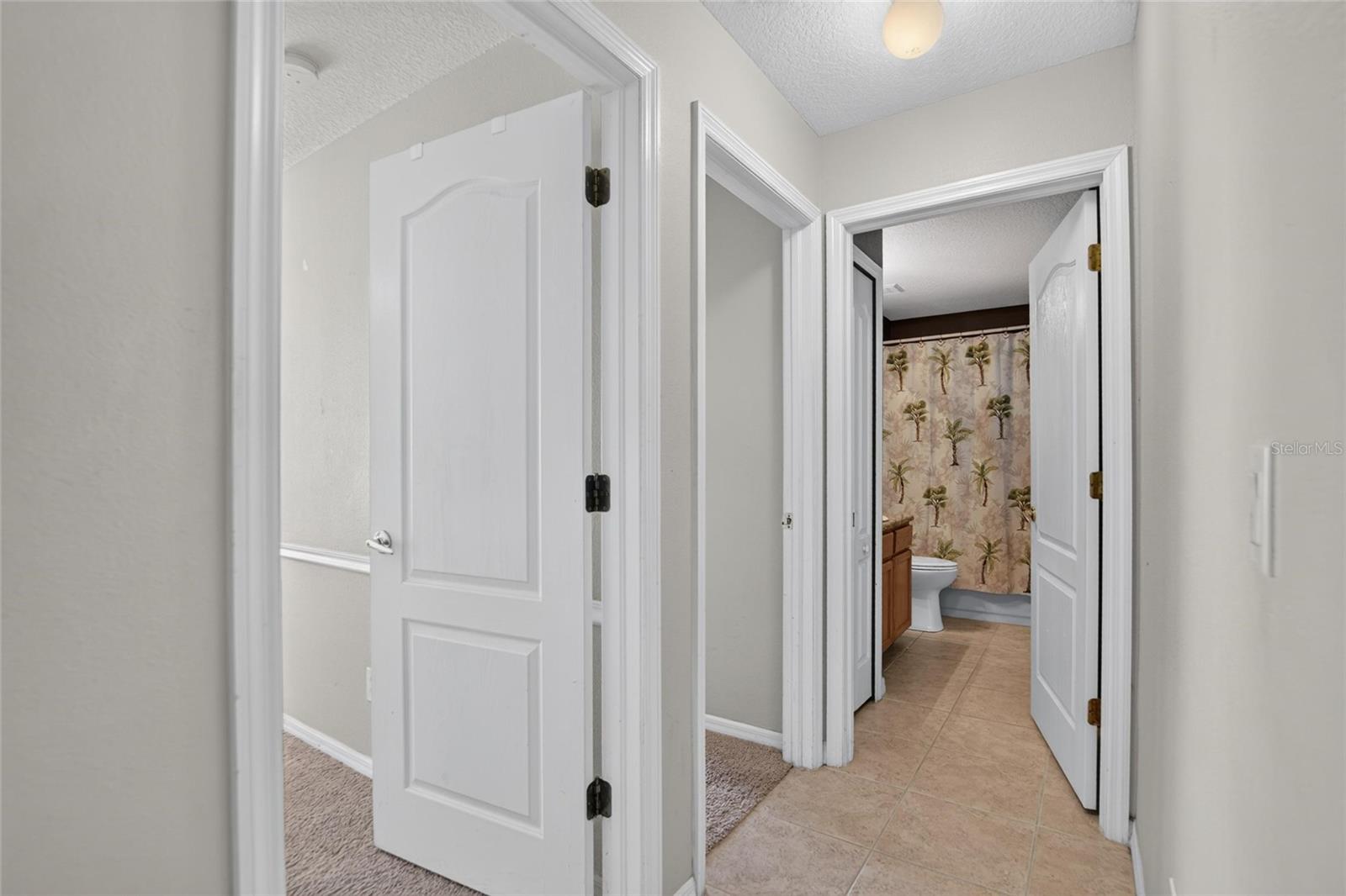 1709 WOODWATCH WAY — photo 42