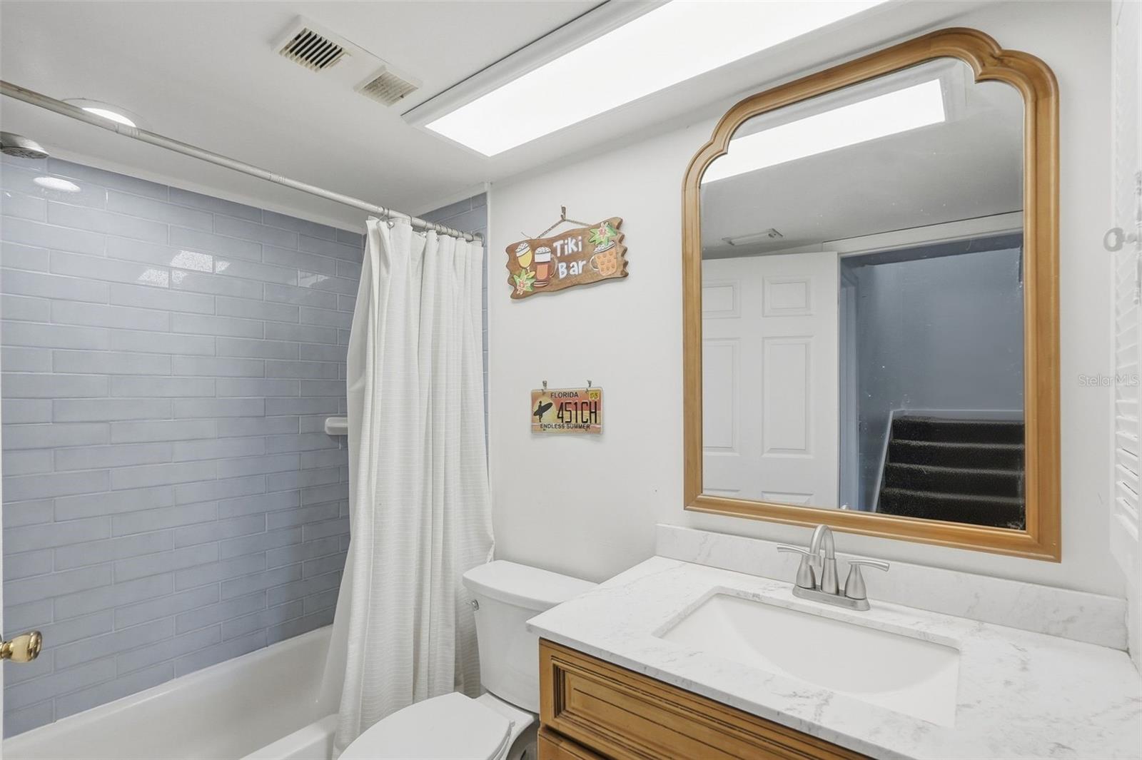 325 ISLAND WAY #101 — photo 16